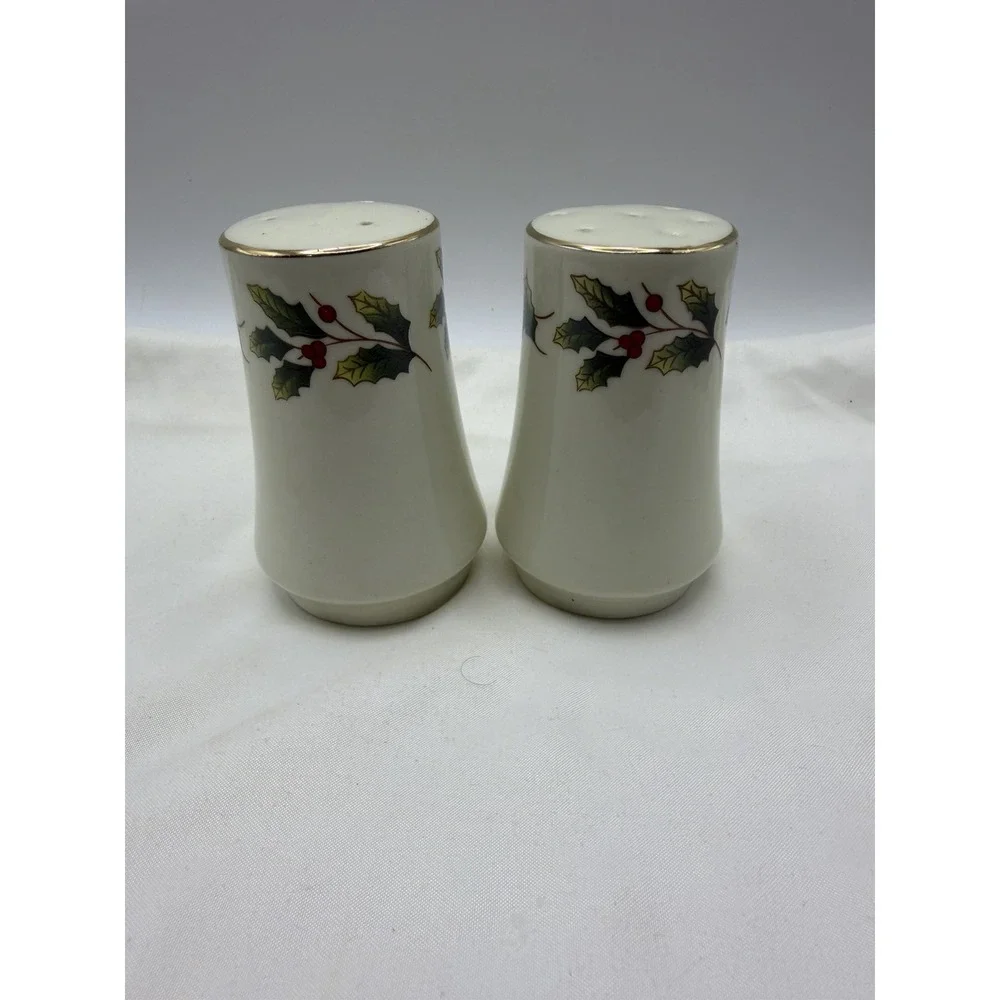 Holiday Christmas Salt & Pepper Shakers Ceramic White Holly and Berries Gold Rim